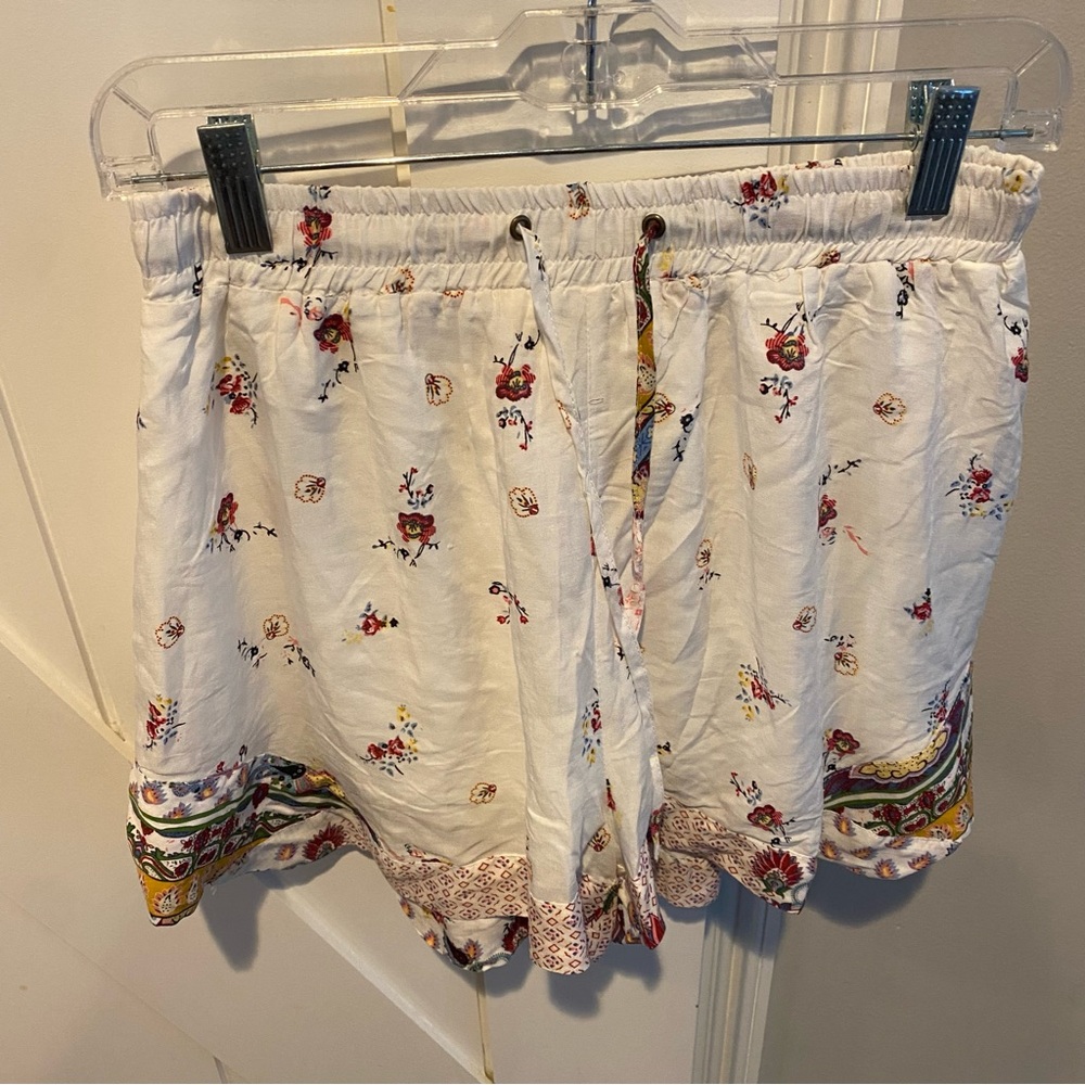 NWOT Morgan Claire Shorts